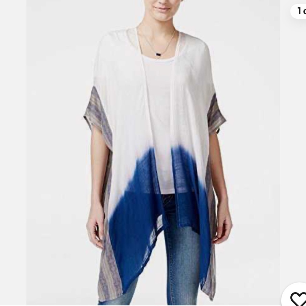 Collectioneighteen Women's Blue and White Top